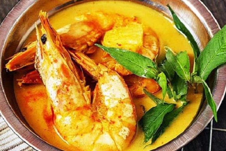 Recipe for Giant Prawn Curry, an appetizing combination of protein and spices